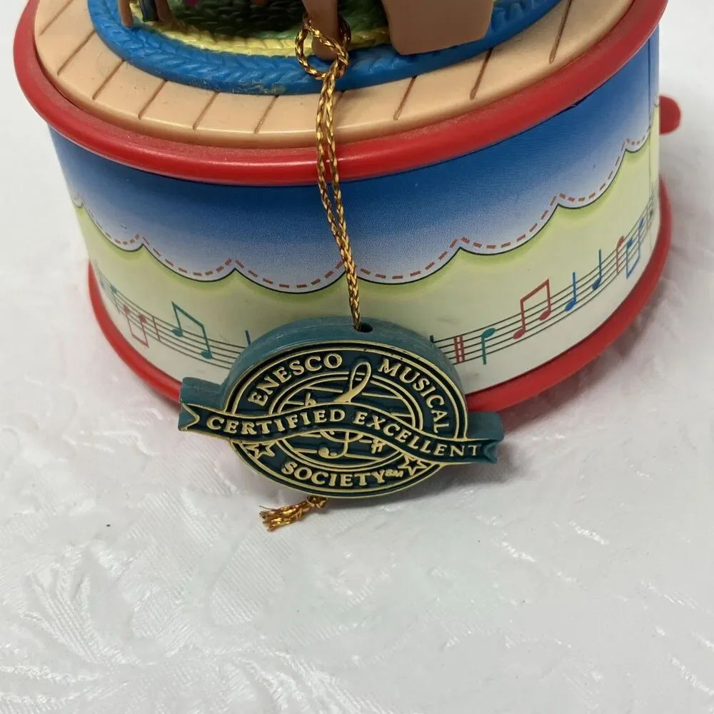 ENESCO Action Musical Music Box Piano Bear 